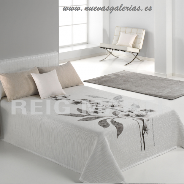 Reig Marti Reig Marti Bedcover | Kelly 01 - 1 Kelly Jacquard Bedcover, by Reig Martí. Enjoy this Bedcover available in various c